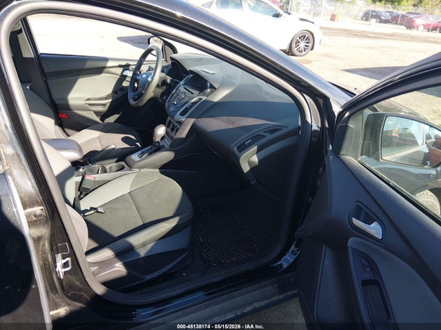 45138174 :رقم المزاد ، 1FADP3F25EL409601 vin ، 2014 Ford Focus Se مزاد بيع