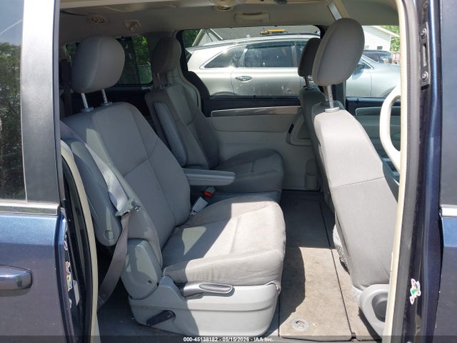 45138182 :رقم المزاد ، 2V8HW34119R578329 vin ، 2009 Volkswagen Routan Se مزاد بيع