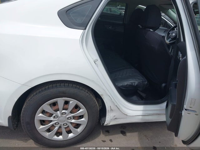 Продажа на аукционе авто 2021 Kia Forte Fe, vin: 3KPF24AD5ME393522, номер лота: 45138235