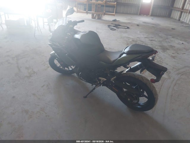 45138341 :رقم المزاد ، ML5EXGH15RDA20769 vin ، 2024 Kawasaki Ex500 H مزاد بيع