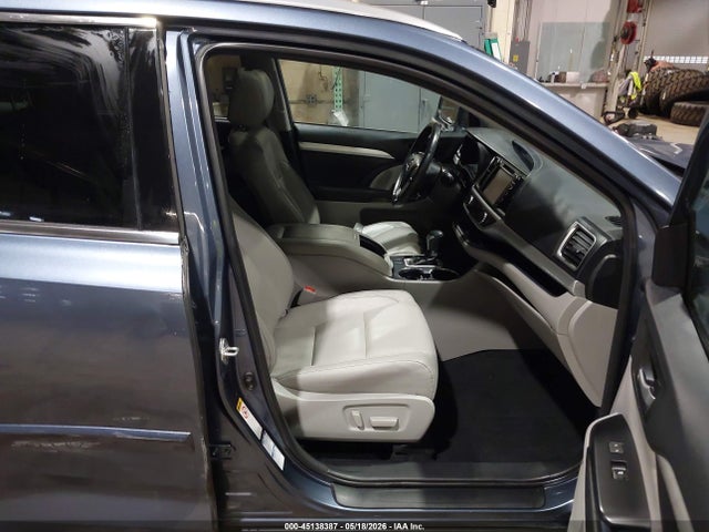 Toyota Highlander Xle 2018 5TDJZRFHXJS900169 Image 5