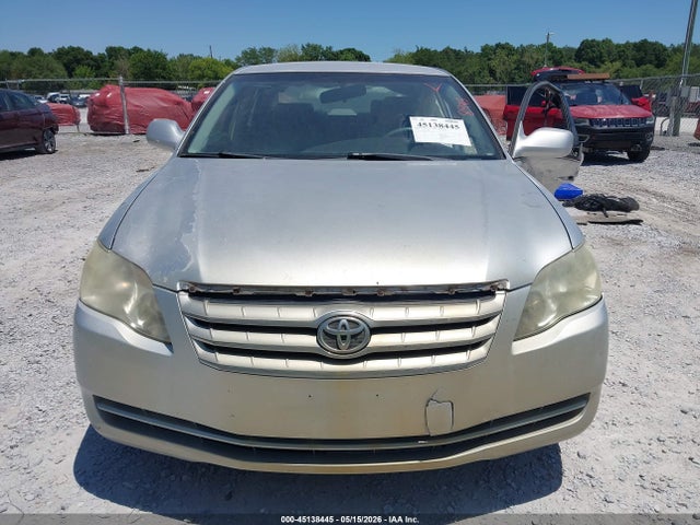 2005 Toyota Avalon Xl მანქანა იყიდება აუქციონზე, vin: 4T1BK36B85U052789, აუქციონის ნომერი: 45138445