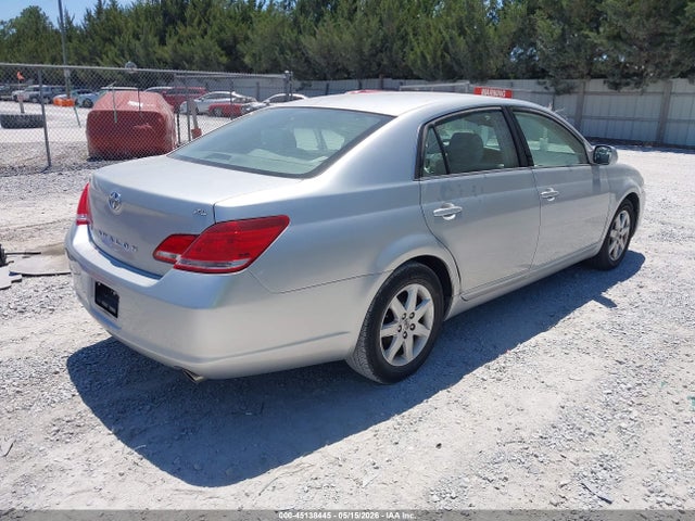 2005 Toyota Avalon Xl მანქანა იყიდება აუქციონზე, vin: 4T1BK36B85U052789, აუქციონის ნომერი: 45138445