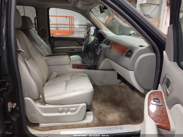 Продажа на аукционе авто 2008 Chevrolet Tahoe Ltz, vin: 1GNFK13078R120351, номер лота: 45138487
