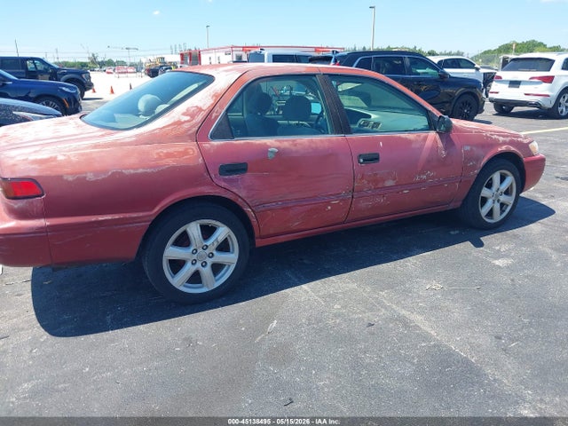 Продажа на аукционе авто 1997 Toyota Camry Le, vin: 4T1BG22K5VU073018, номер лота: 45138495