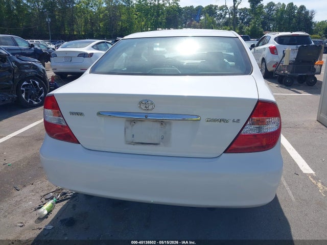 2002 Toyota Camry Le მანქანა იყიდება აუქციონზე, vin: 4T1BE32K72U022871, აუქციონის ნომერი: 45138502