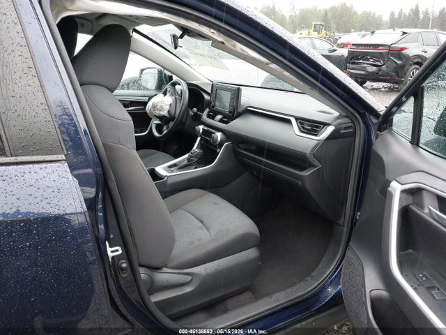 45138553 :رقم المزاد ، 2T3P1RFV1NW272613 vin ، 2022 Toyota Rav4 Xle مزاد بيع