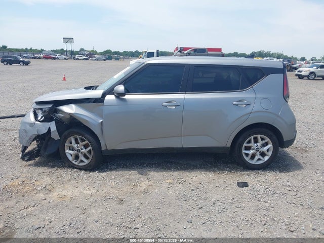 2024 Kia Soul Lx მანქანა იყიდება აუქციონზე, vin: KNDJ23AU9R7908727, აუქციონის ნომერი: 45138554