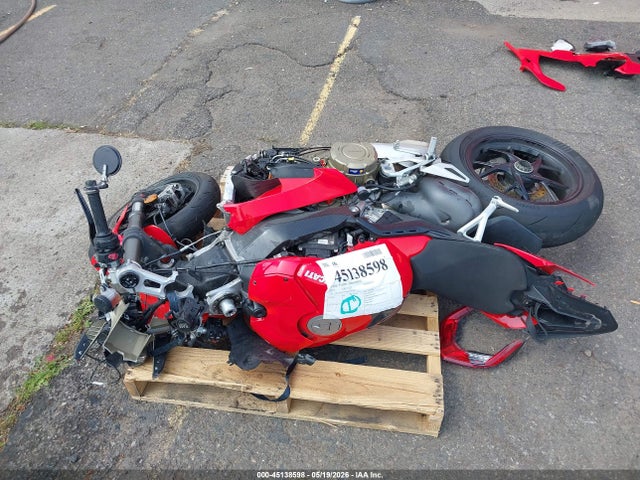 Ducati Panigale V4/v4s/v4s Speciale 2019 ZDMDAGNW3KB005760 Image 14