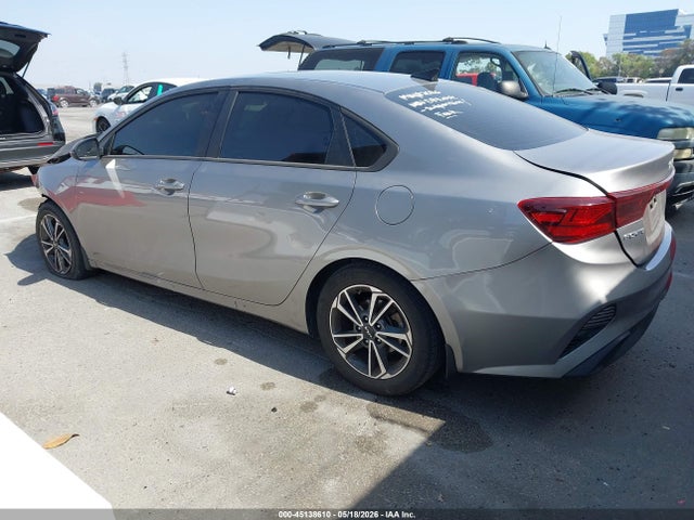 KIA Forte Lxs 2023 3KPF24AD0PE558767 Image 3