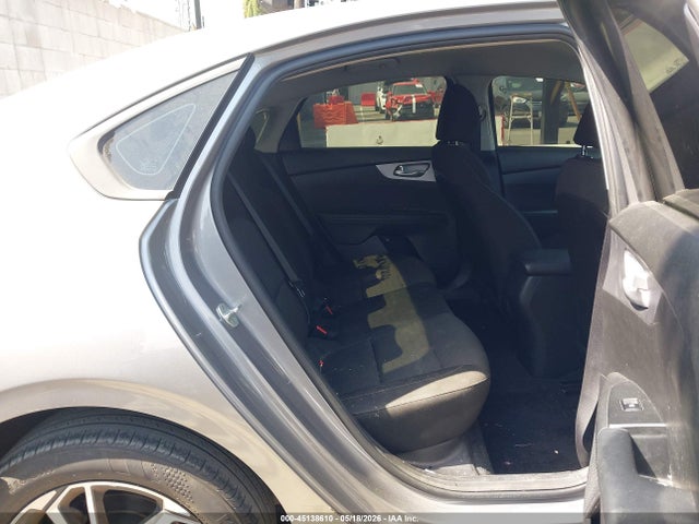 KIA Forte Lxs 2023 3KPF24AD0PE558767 Image 8