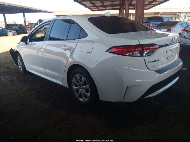 45138684 :رقم المزاد ، 5YFEPMAEXMP209910 vin ، 2021 Toyota Corolla Le مزاد بيع