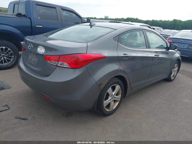 2013 Hyundai Elantra Gls მანქანა იყიდება აუქციონზე, vin: 5NPDH4AE6DH395127, აუქციონის ნომერი: 45138736