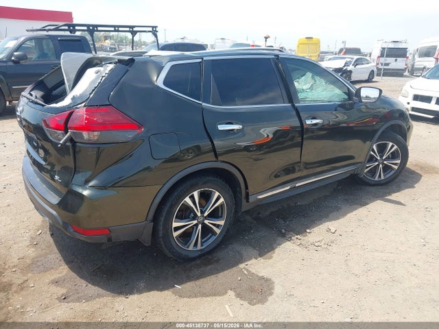 45138737 :رقم المزاد ، 5N1AT2MT4HC826738 vin ، 2017 Nissan Rogue Sl مزاد بيع