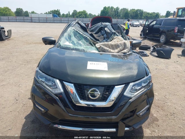 45138737 :رقم المزاد ، 5N1AT2MT4HC826738 vin ، 2017 Nissan Rogue Sl مزاد بيع