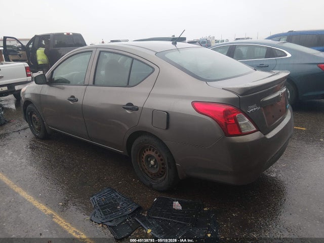 45138793 :رقم المزاد ، 3N1CN7AP7GL835953 vin ، 2016 Nissan Versa 1.6 S+ مزاد بيع