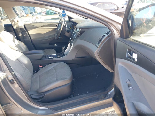 2013 Hyundai Sonata Se მანქანა იყიდება აუქციონზე, vin: 5NPEC4AC6DH693226, აუქციონის ნომერი: 45138820