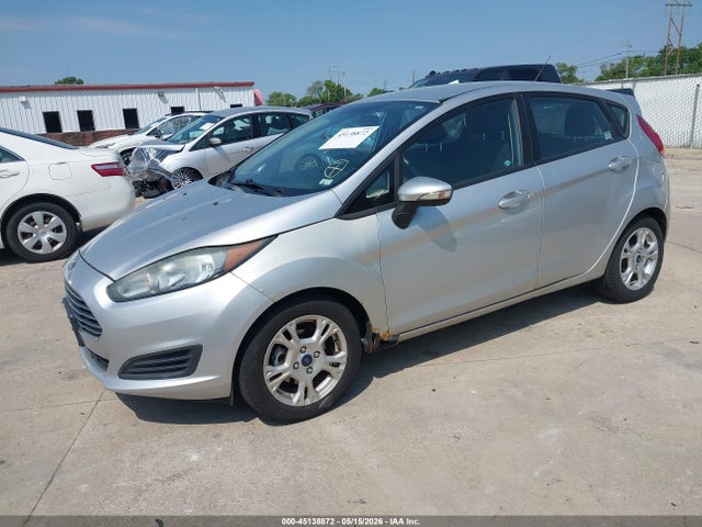 45138872 :رقم المزاد ، 3FADP4EJ1FM199643 vin ، 2015 Ford Fiesta Se مزاد بيع