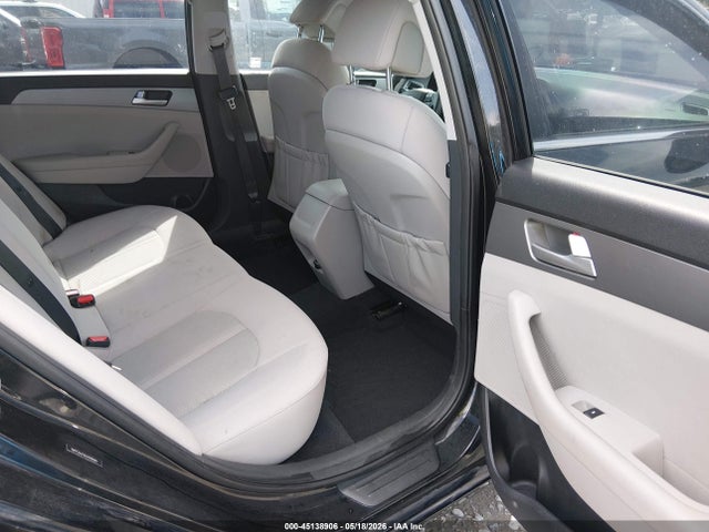Hyundai SONATA SE 2016 5NPE24AF6GH268994 Image 17