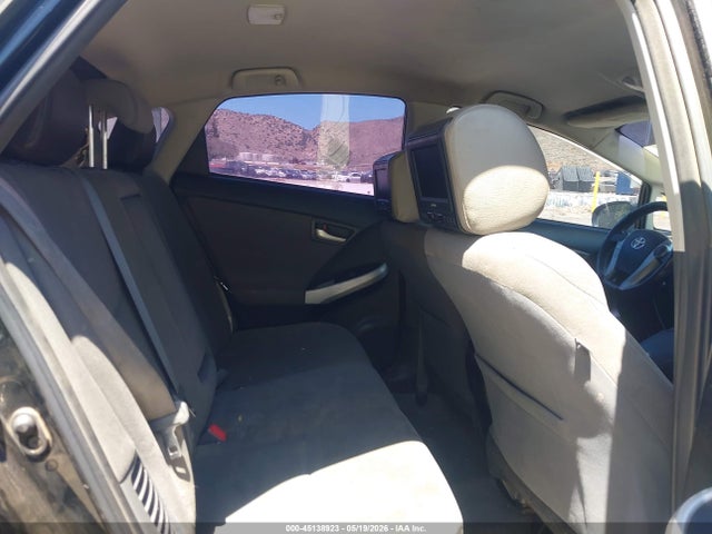 Продаж на аукціоні авто 2014 Toyota Prius Two, vin: JTDKN3DU4E1744744, номер лоту: 45138923