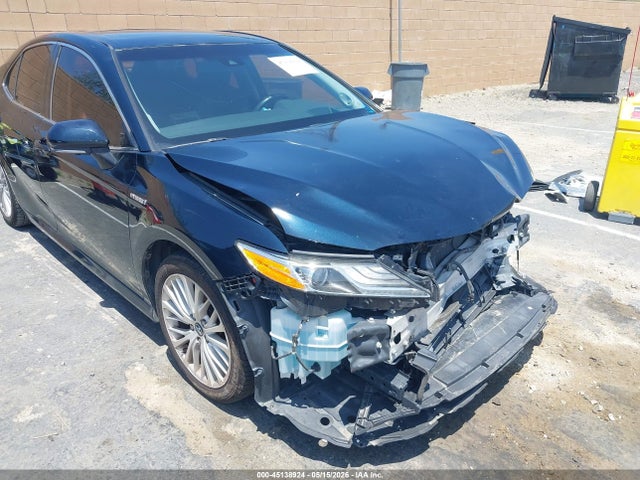 4T1B21HK5JU500627 Toyota Camry Hybrid Xle