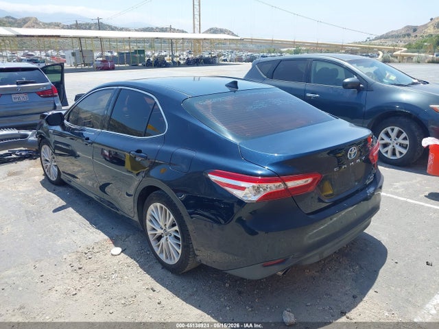 4T1B21HK5JU500627 Toyota Camry Hybrid Xle
