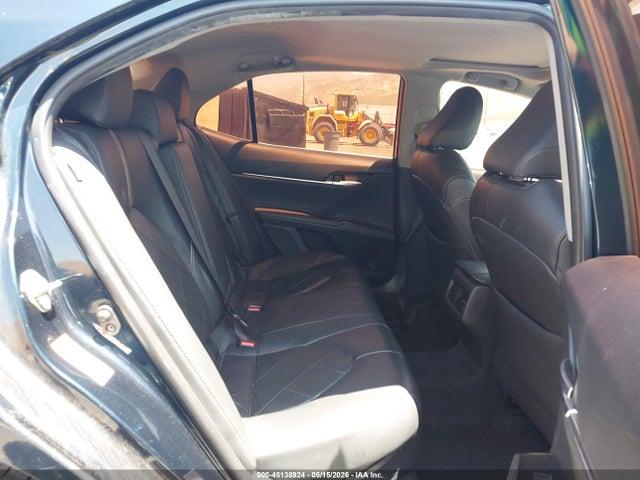 4T1B21HK5JU500627 Toyota Camry Hybrid Xle