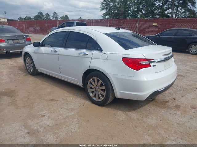 Aukcja sprzedaży 2013 Chrysler 200 Limited, vin: 1C3CCBCG0DN569338, numer aukcji: 45138933