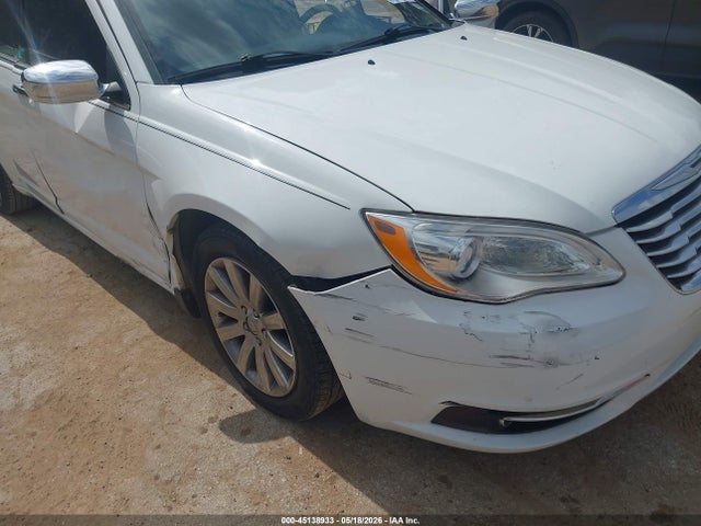 Aukcja sprzedaży 2013 Chrysler 200 Limited, vin: 1C3CCBCG0DN569338, numer aukcji: 45138933