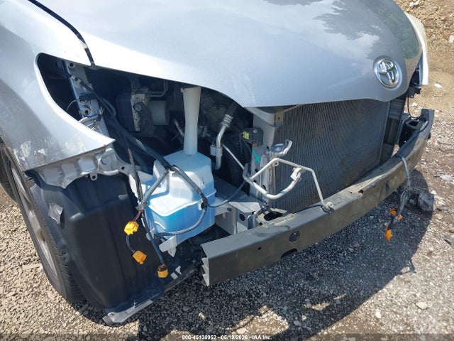Продажа на аукционе авто 2012 Toyota Sienna Le V6 8 Passenger, vin: 5TDKK3DC3CS244395, номер лота: 45138952