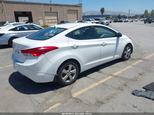 Продаж на аукціоні авто 2013 Hyundai Elantra Gls, vin: 5NPDH4AE8DH268203, номер лоту: 45139013