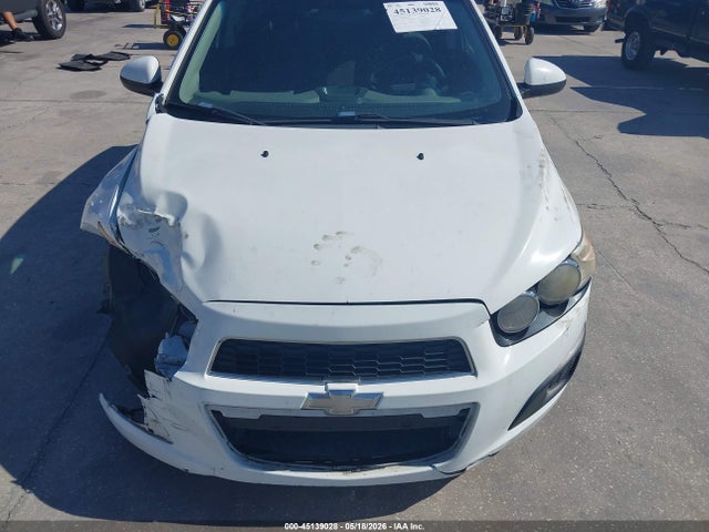 Продажа на аукционе авто 2014 Chevrolet Sonic Lt Auto, vin: 1G1JC6SH8E4157348, номер лота: 45139028