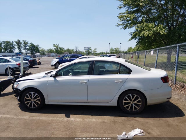2017 Volkswagen Jetta 1.4t Se მანქანა იყიდება აუქციონზე, vin: 3VWDB7AJ2HM273197, აუქციონის ნომერი: 45139030