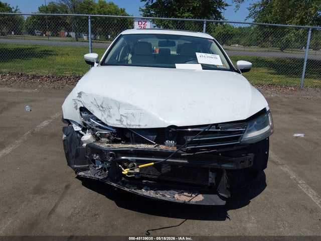 2017 Volkswagen Jetta 1.4t Se მანქანა იყიდება აუქციონზე, vin: 3VWDB7AJ2HM273197, აუქციონის ნომერი: 45139030