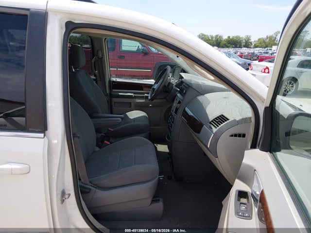 Aukcja sprzedaży 2010 Chrysler Town & Country Touring, vin: 2A4RR5D15AR467798, numer aukcji: 45139034