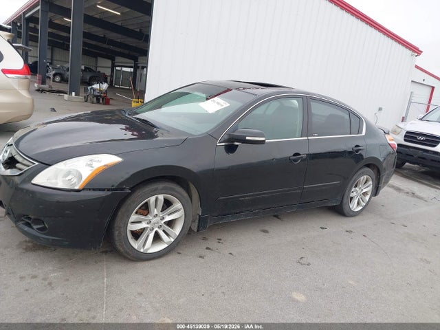 Продажа на аукционе авто 2011 Nissan Altima 3.5 Sr, vin: 1N4BL2AP1BC140864, номер лота: 45139039