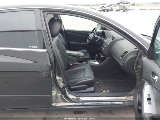 Продажа на аукционе авто 2011 Nissan Altima 3.5 Sr, vin: 1N4BL2AP1BC140864, номер лота: 45139039