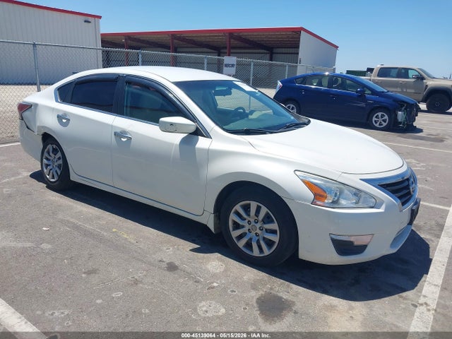 Nissan Altima 2.5 S 2014 1N4AL3AP1EN260819 main image