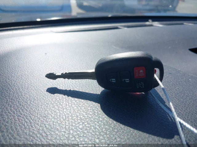 Toyota Rav4 Xle 2016 2T3RFREVXGW459847 Image 11