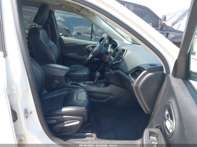 2019 Jeep Cherokee Latitude Plus Fwd მანქანა იყიდება აუქციონზე, vin: 1C4PJLLN0KD215846, აუქციონის ნომერი: 45139094