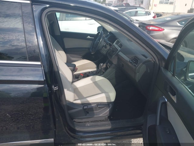 45139095 :رقم المزاد ، 3VV2B7AX4KM066964 vin ، 2019 Volkswagen Tiguan 2.0t Se/2.0t Sel/2.0t Sel R-line/2.0t Sel R-line Black مزاد بيع