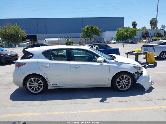 45139099 :رقم المزاد ، JTHKD5BH9D2172873 vin ، 2013 Lexus Ct 200h مزاد بيع