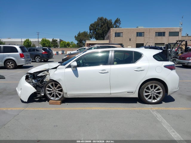 45139099 :رقم المزاد ، JTHKD5BH9D2172873 vin ، 2013 Lexus Ct 200h مزاد بيع