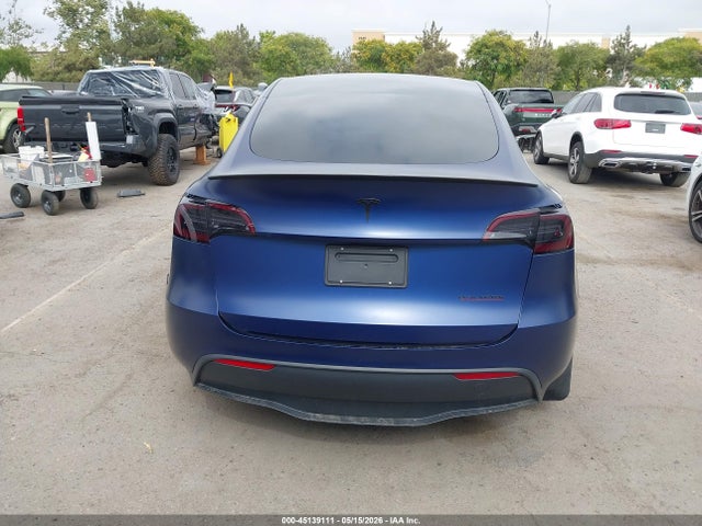 Продажа на аукционе авто 2023 Tesla Model Y Performance Dual Motor All-wheel Drive, vin: 7SAYGDEF5PF621302, номер лота: 45139111