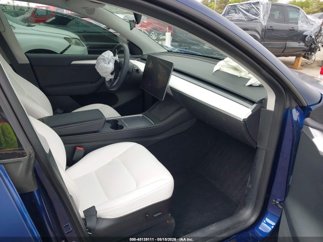 Продажа на аукционе авто 2023 Tesla Model Y Performance Dual Motor All-wheel Drive, vin: 7SAYGDEF5PF621302, номер лота: 45139111