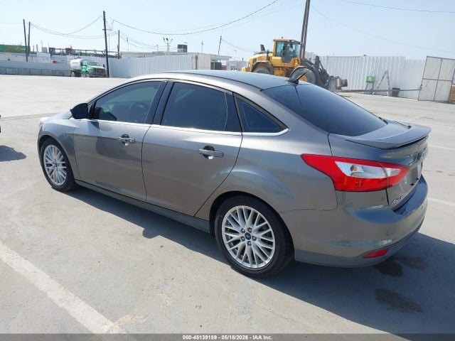 Ford Focus Titanium 2014 1FADP3J27EL422129 Image 3