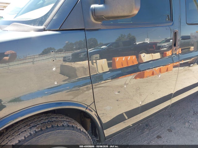 Aukcja sprzedaży 2017 Chevrolet Express 2500 Ls, vin: 1GAWGEFF3H1290067, numer aukcji: 45139205