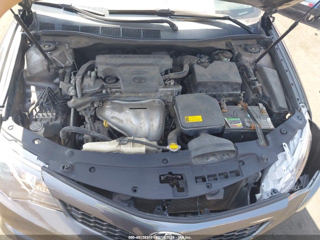 4T1BF1FK9EU458444 Toyota CAMRY SE