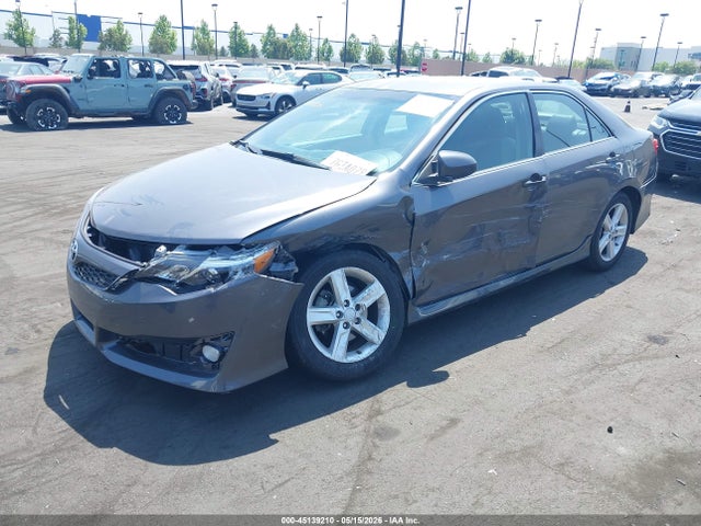 4T1BF1FK9EU458444 Toyota CAMRY SE
