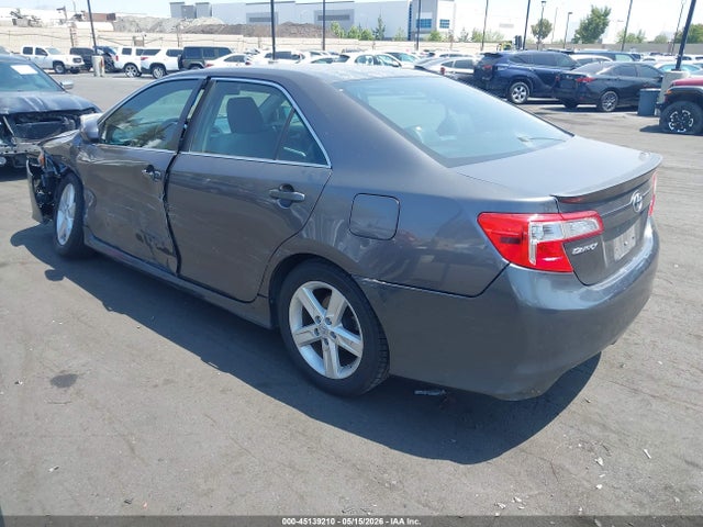 4T1BF1FK9EU458444 Toyota CAMRY SE